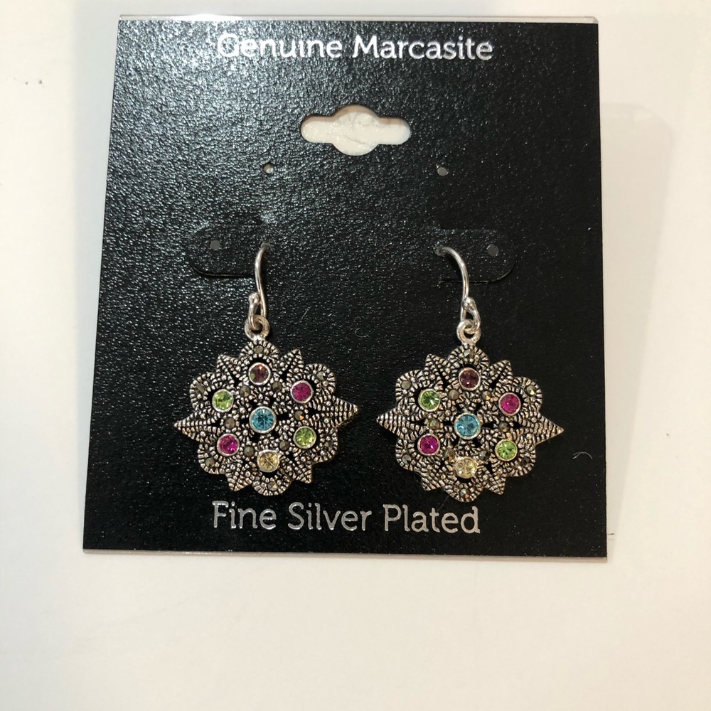 NWT Marcasite pierced earrings multicolor